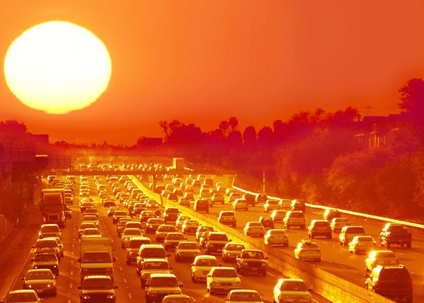 Driving in Hot Weather: Safety Tips, Vehicle Checks, Handling Emergencies