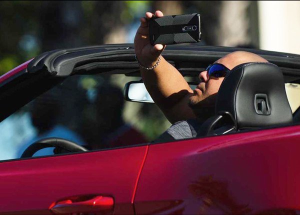 Distractions Outside Your Vehicle