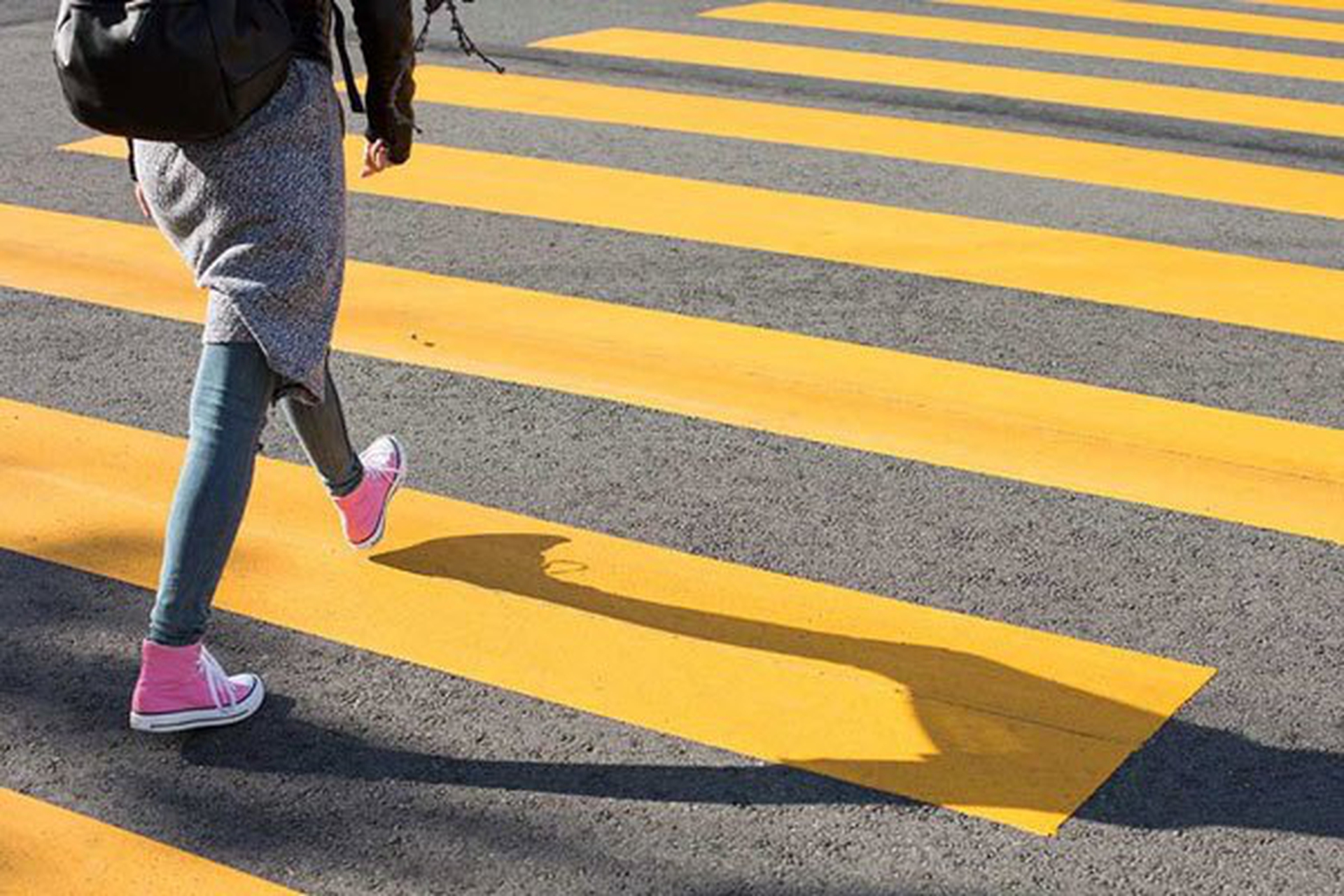 Right of Way Rules at Pedestrians Crosswalks