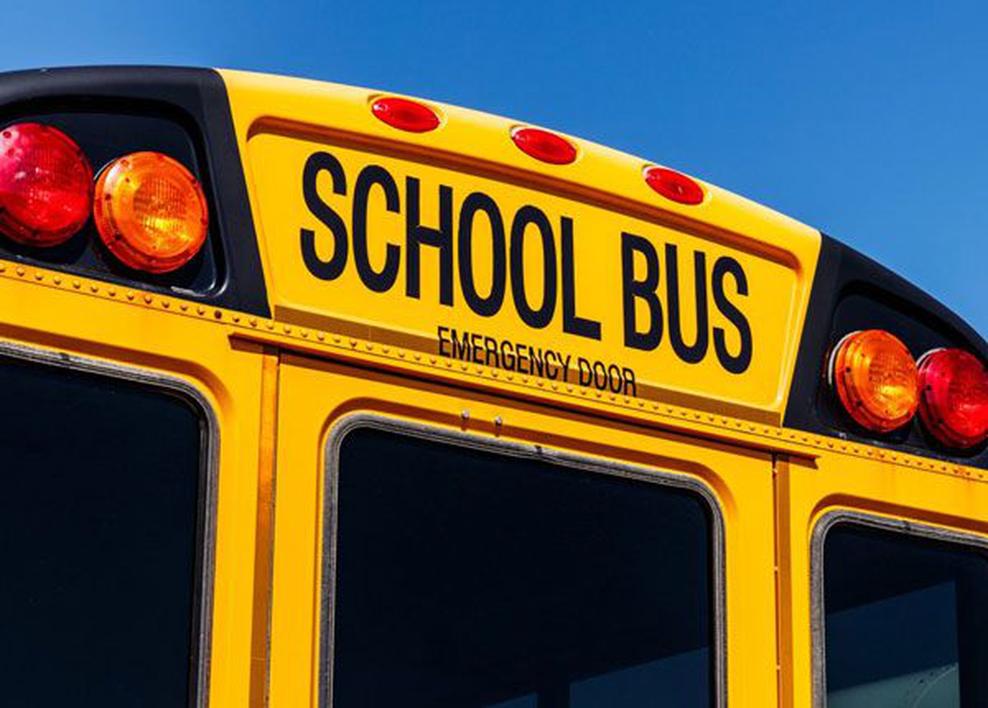 Driving Around School Buses: When to Stop